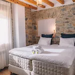 Majordoms - Blanc De Montagut Apartamento