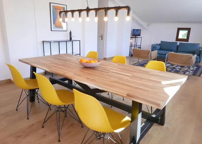 Majordoms - Blanc De Montagut Apartment Girona